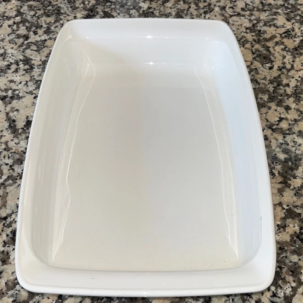 Vintage Corningware P-332 Blue Coneflower White 2 3/4 QT Baking Dish